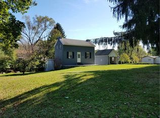 212 Hamilton Dr, Pittsburgh, PA 15235