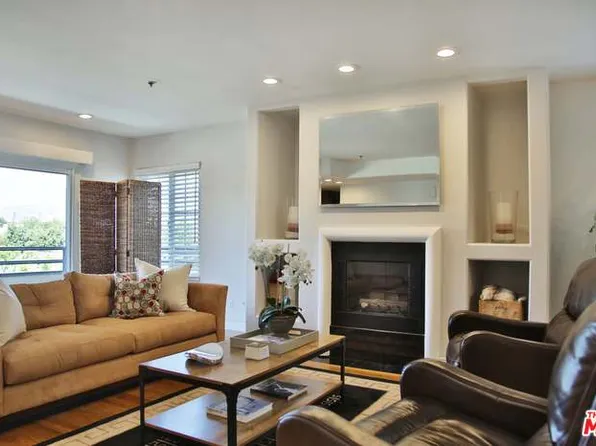 9830 Vidor Dr APT 302, Los Angeles, CA 90035