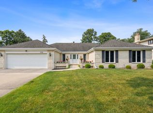 336 Ethel Ln, Wood Dale, IL 60191