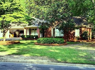 2405 Stonewood Dr, Dothan, AL 36301