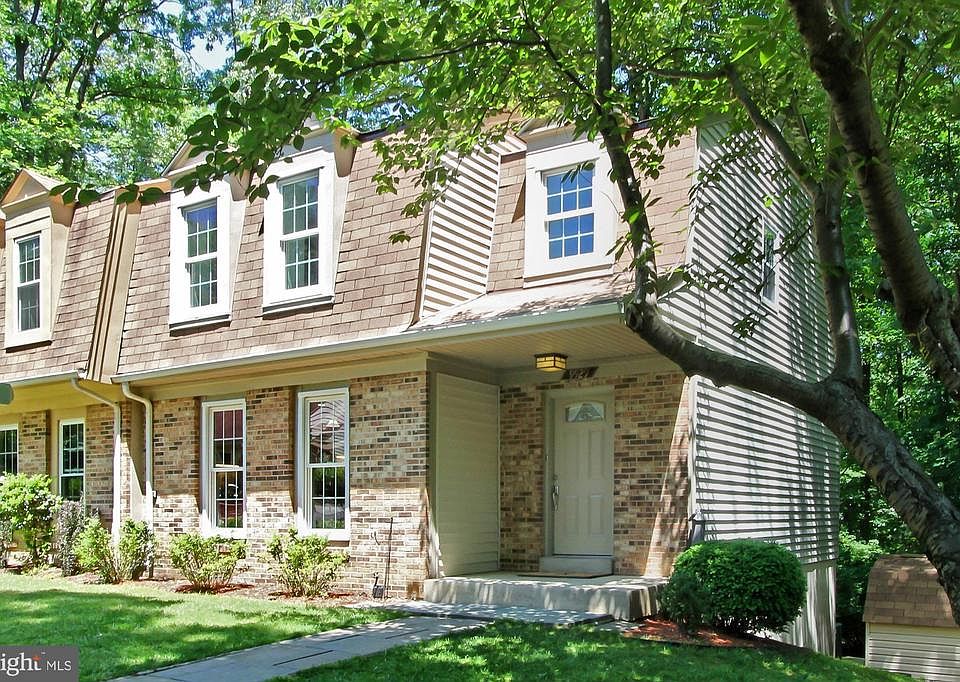 1st image of 9929 Hemlock Woods Ln