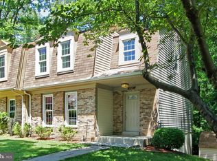 9929 Hemlock Woods Ln, Burke, VA 22015