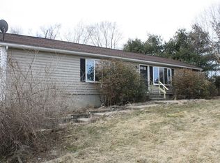 73 Mill Village Rd, South Deerfield, MA 01373