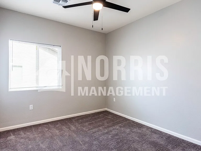 12532 W Delwood Dr — Photo 22