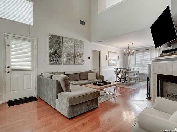 2nd image of 6039 Woodway Ct.