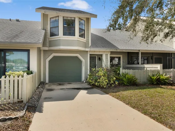 1550 SE Dewberry Ct, Port Saint Lucie, FL 34952