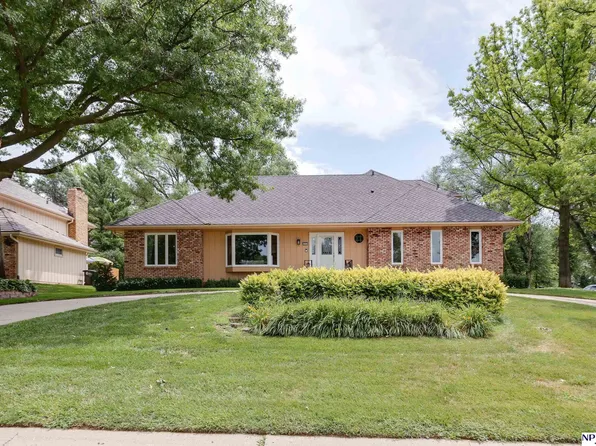 2231 S 115th St, Omaha, NE 68144