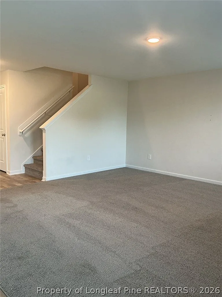 4 bed, 2.5 bath, 2179 sqft, $2,050 — Photo 3
