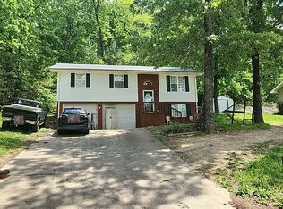 1084 Lisbon Rd, Chickamauga, GA 30707