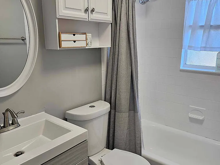 115 145th Ave E #7 — Photo 5