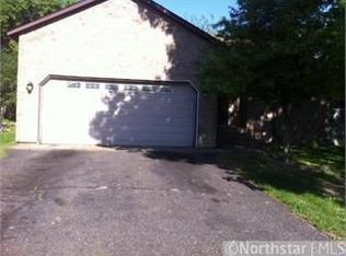9837 Heath Ave S, Cottage Grove, MN 55016