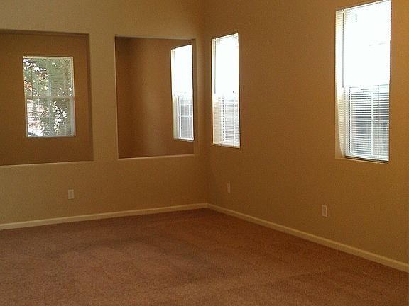4th image of 1304 Laysan Teal Dr