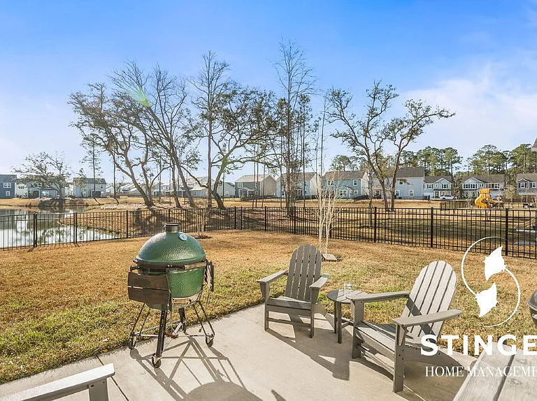 1174 Danner Dr — Photo 36
