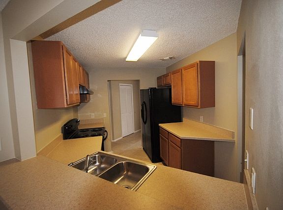 2nd image of 1310 Sacramento St