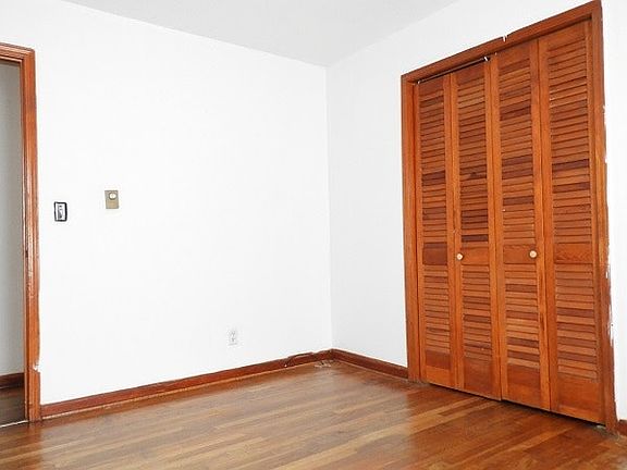 4th image of 808 W Virginia St