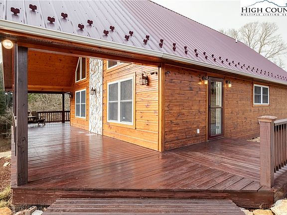 2nd image of 204 Laurel Mountain Drive