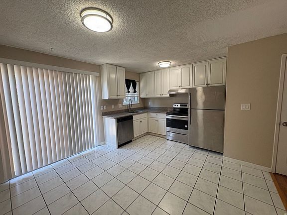 2nd image of 4560 Thornton Ave #15