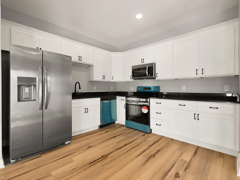 604 Crozer Ave #102 — Photo 8