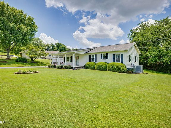 2nd image of 2603 Mimosa Ln
