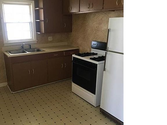 3rd image of 2023 Elberen St