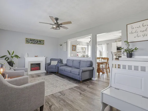 25864 Shoemaker Rd, Circleville, OH 43113