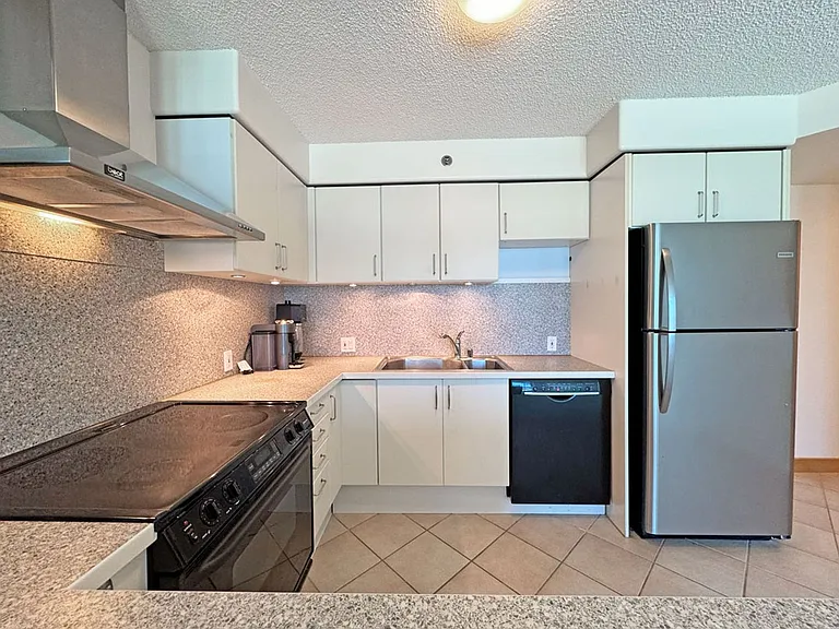 801 King St #1704 — Photo 5