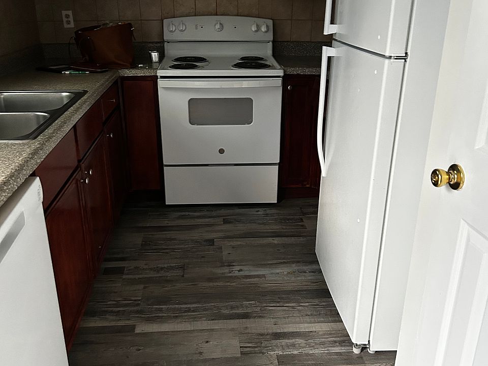 1st image of 1017 Wheel House Ln APT E