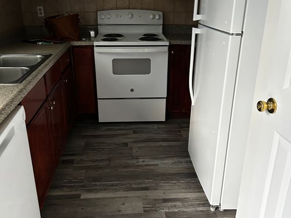 1017 Wheel House Ln APT E