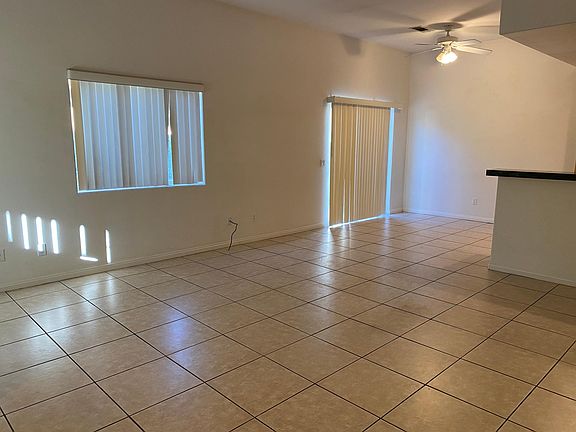 5th image of 78861 Avenue 42 APT A
