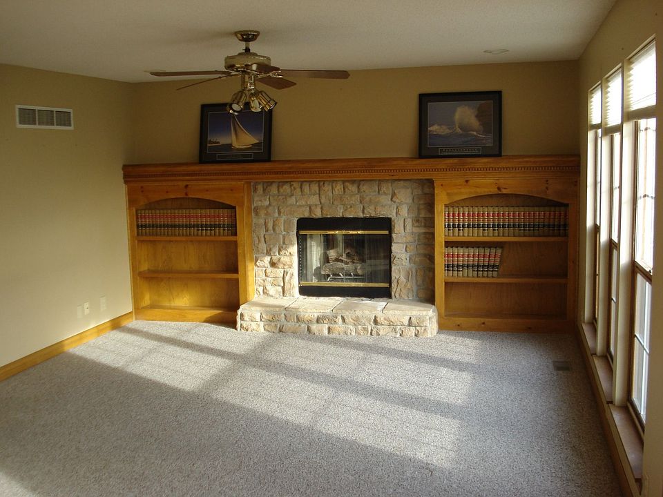 2nd image of 1381 S Church St