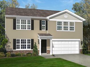 1373 Crest Dr, Pingree Grove, IL 60140