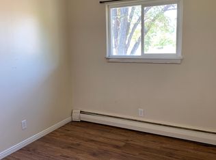 634 13th St, Elko, NV 89801