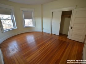 1595 Beacon St