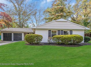 28 Amherst Rd, Marlboro, NJ 07746