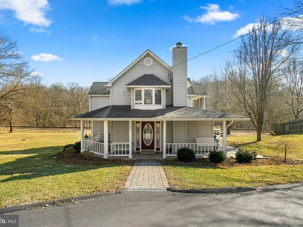 133 Schoolhouse Rd, Sykesville, MD 21784