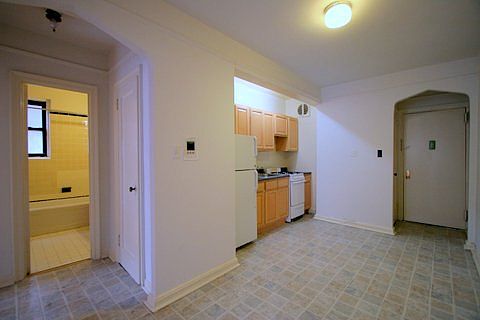 3rd image of 4739 40th St #5E