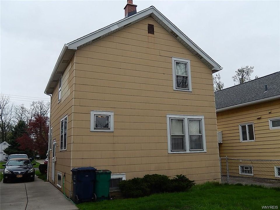 2nd image of 108 Densmore St