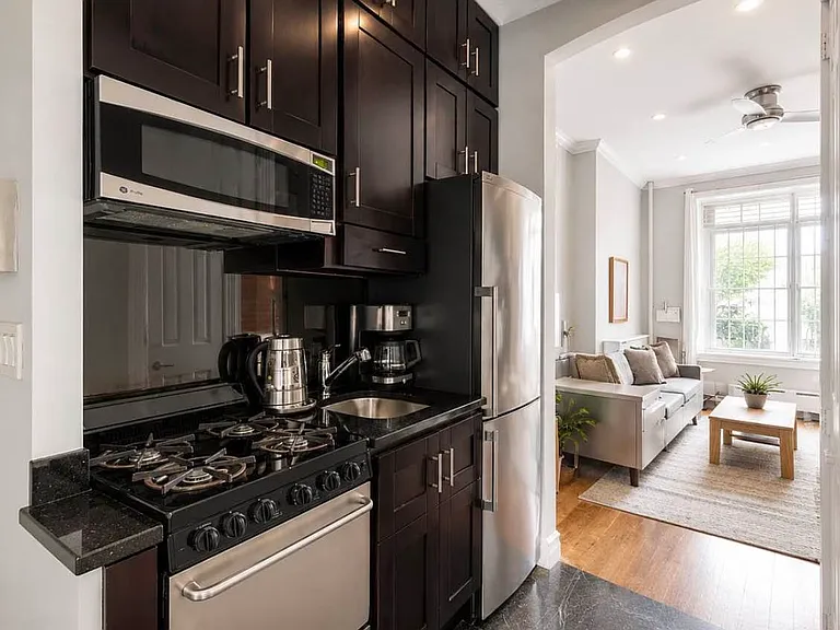 53 Leroy St #1B — Photo 1