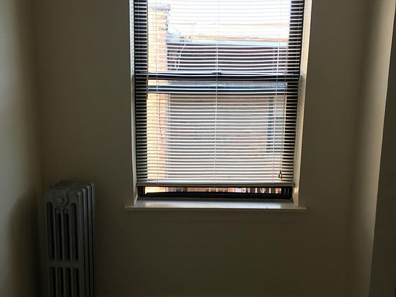 5th image of 6106 S University Ave APT 411