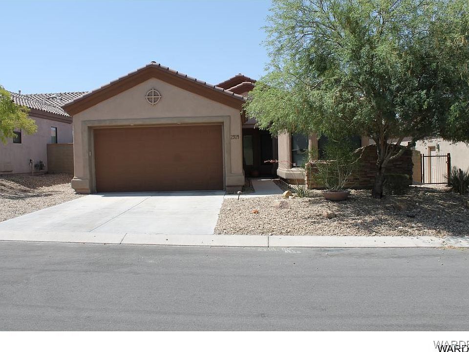 1st image of 2924 Esmerelda Dr