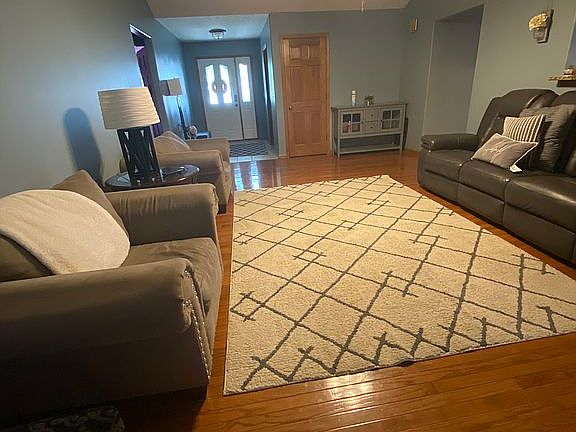 3rd image of 355 Center Point Dr S