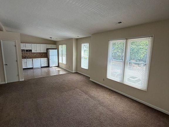 2nd image of 121 Westview Dr APT 38