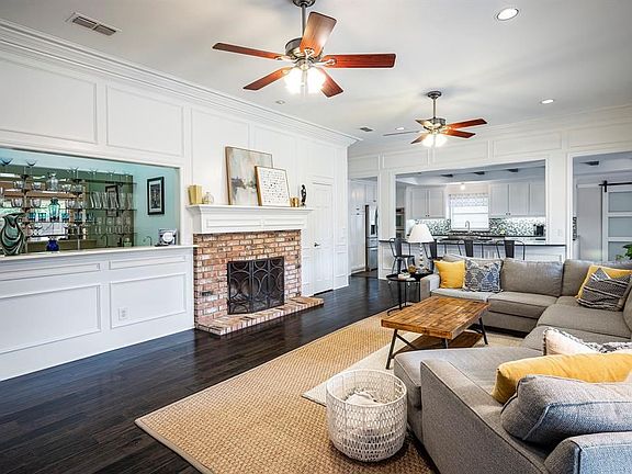 4th image of 4201 Forbes Dr