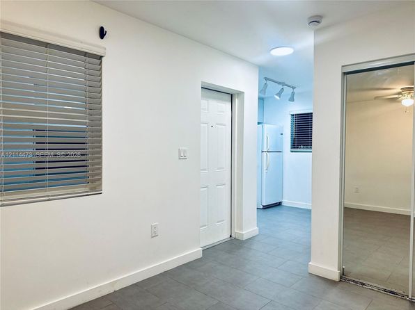 1535 NW 1st Pl APT 5
