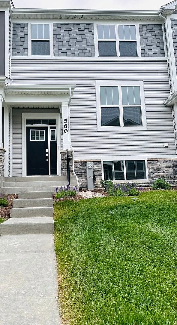 3 bed, 2.5 bath, 1764 sqft, $2,900 — Photo 1