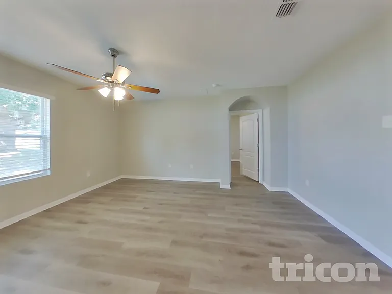 5994 Churchill Square Way — Photo 2