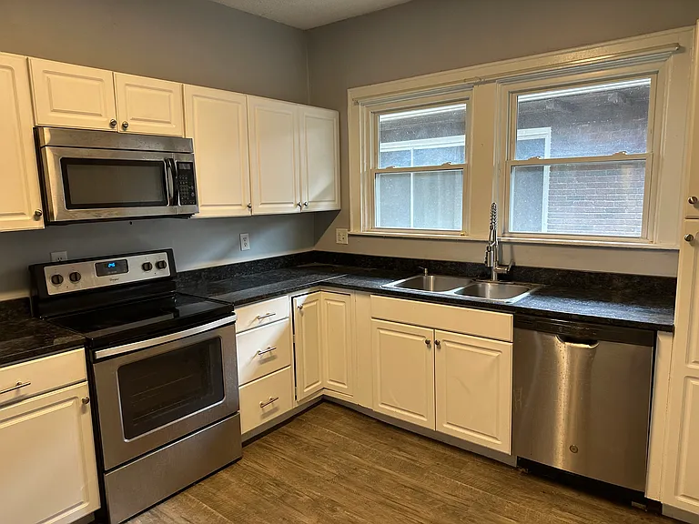 3615 N Washington Blvd — Photo 3