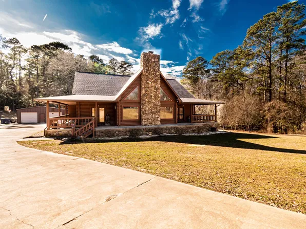 275 Pine Valley Dr, El Dorado, AR 71730