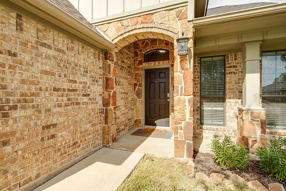 3 bed, 2.0 bath, 1415 sqft, $2,200 — Photo 4