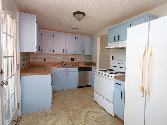 4th image of 5023 Cedar St